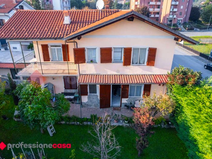Casa con 6 locali in vendita in Via Fratelli Bandiera, San Lazzaro, Pinerolo