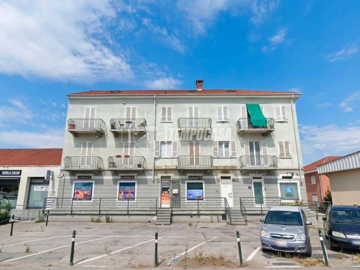 Appartamento trilocale in vendita in Strada Carignano, Mercato Santa Maria, Moncalieri