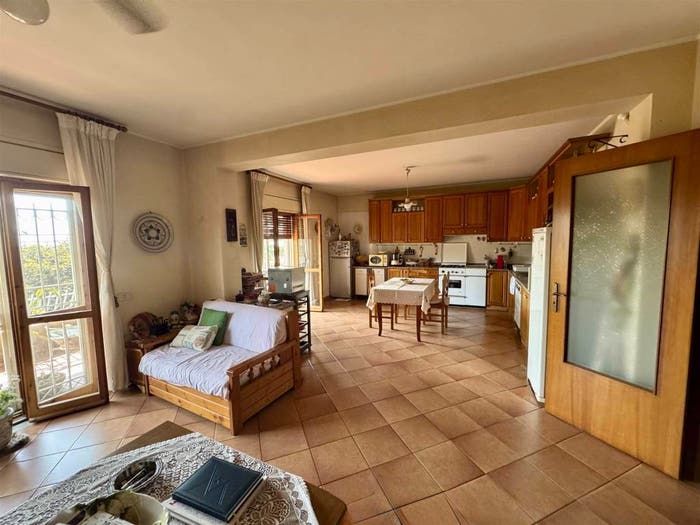 Appartamento con 6 locali in vendita in Via San Gregorio, Ficarazzi Gallinaro, Aci Castello