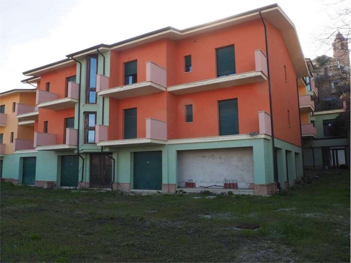 Casa con 6 locali in vendita in VIA GABRIELE D'ANNUNZIO, Colonnella