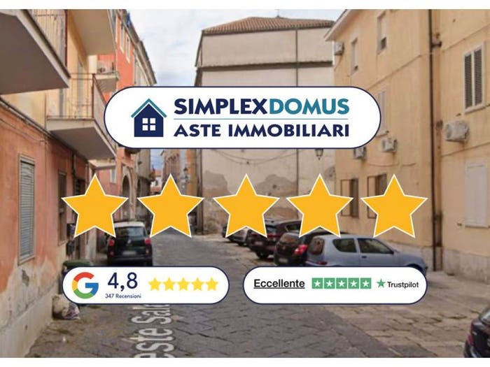 Appartamento con 5 locali in vendita in Via Flavio Ventriglia, Centro, Capua