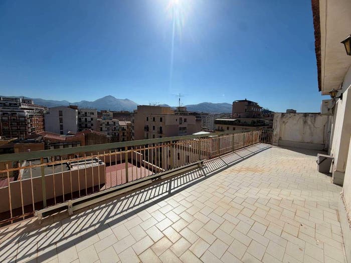 Casa trilocale in vendita in Via Sampolo, Libertà Villabianca, Palermo