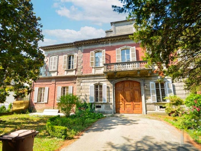 Casa con 6 locali in vendita in Piazza Dante, Centro, Castelnuovo Don Bosco