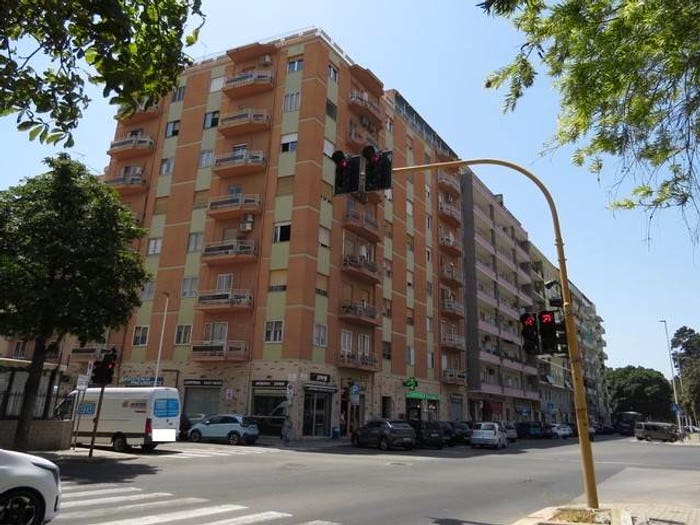 Appartamento quadrilocale in vendita in Via Baldassarre Castiglione, Genneruxi, Cagliari