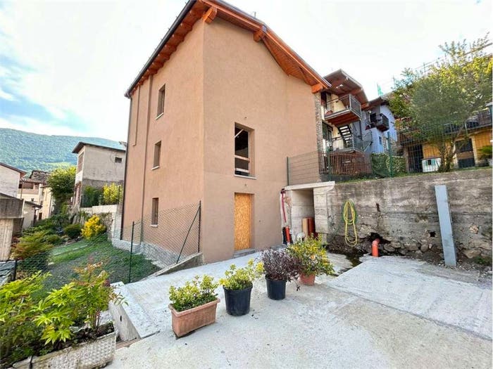 Casa con 5 locali in vendita in via torre, Casazza