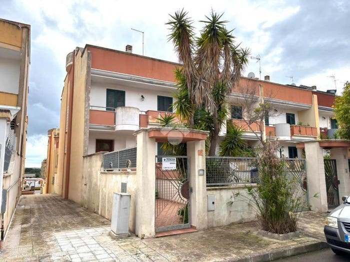 Casa con 6 locali in vendita in Via Eugenio Montale, Via Lecce Ospedale, Gallipoli
