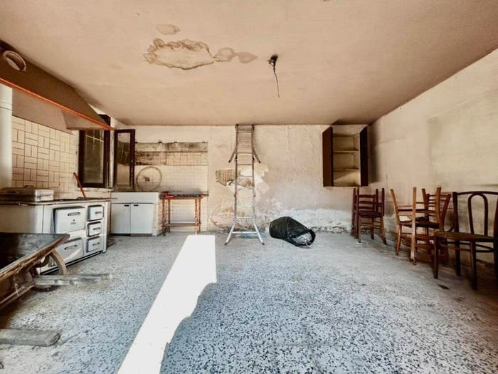 Casa bilocale in vendita in Via Monte Grappa, Centro, Caerano di San Marco