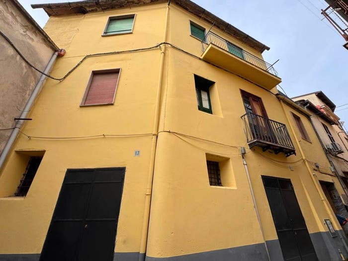 Appartamento bilocale in vendita in via annunziata, Mercato, Giffoni Valle Piana
