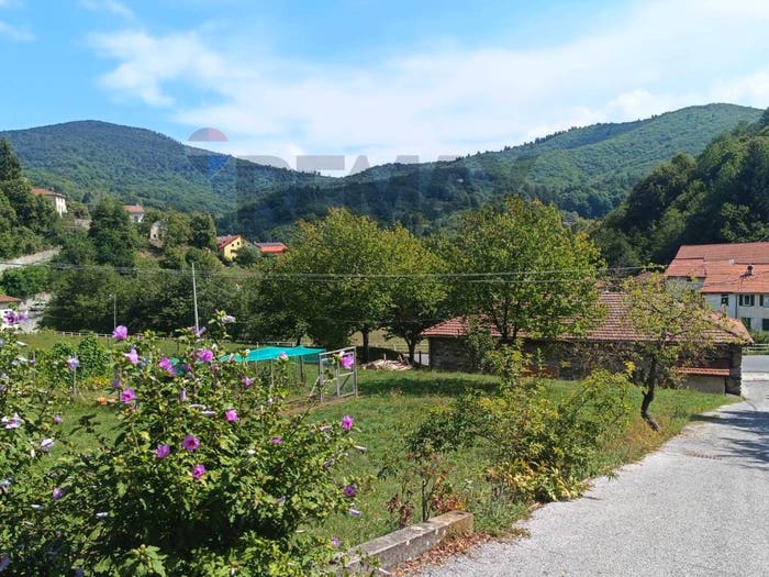 Appartamento trilocale in vendita in Loc Ripa, Centro, Osiglia