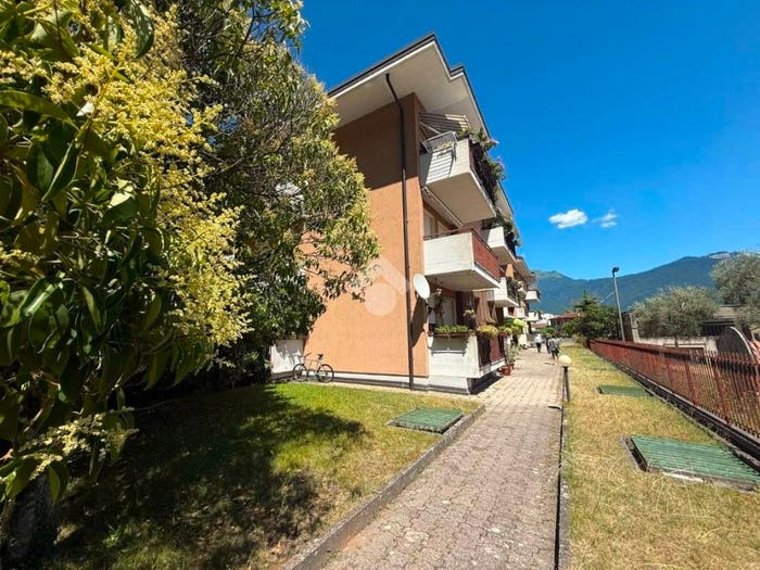 Appartamento quadrilocale in vendita in Via Ardaro, Centro, Riva del Garda