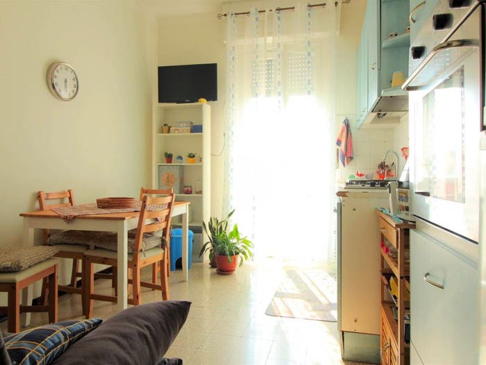 Appartamento bilocale in affitto in Via Torquato Tasso, Città Giardino, Pavia