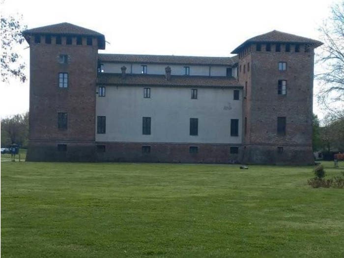 Appartamento con 6 locali in vendita in Cascina Tolcinasco, Pieve Emanuele