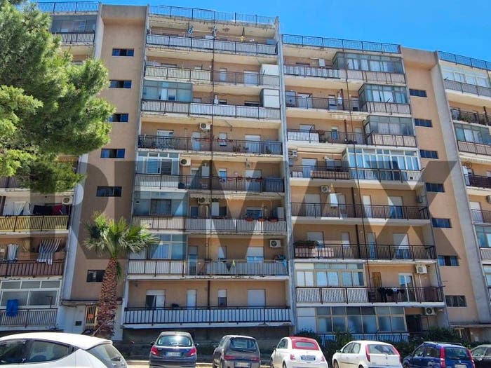Appartamento con 6 locali in vendita in Piazza Amagione, Serraferlicchio Montaperto Giardina Gallotti, Agrigento