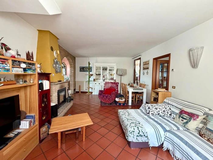 Appartamento quadrilocale in vendita in Via regina elena, Marne, Filago