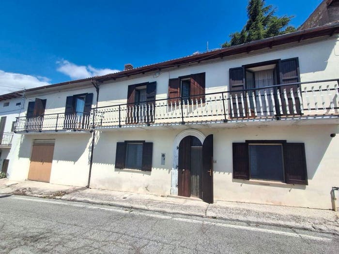 Casa con 5 locali in vendita in Via Roma, Castel del Monte