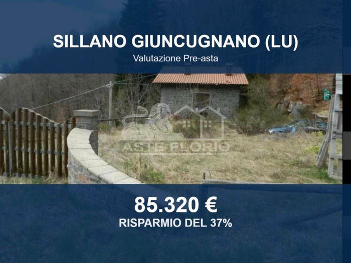 Casa quadrilocale in vendita in Via Cavalieri di Vittorio Veneto, Capanne, Sillano Giuncugnano