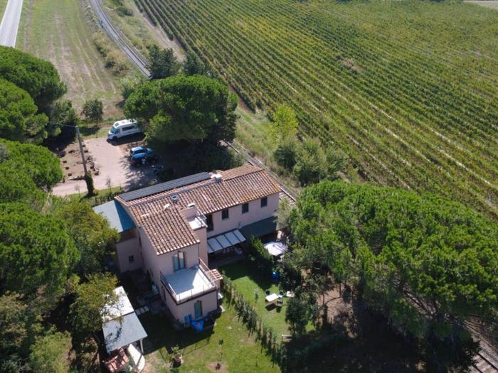 Appartamento quadrilocale in vendita in Strada Provinciale del Commercio, Riparbella