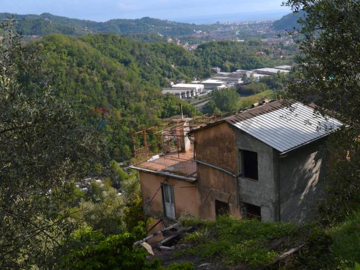 Casa con 6 locali in vendita in via Colla, Centro, Carasco