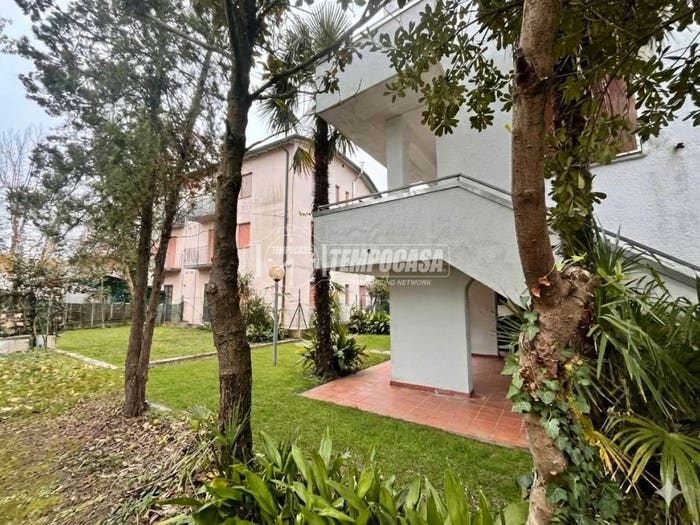 Casa con 5 locali in vendita in Via Giovanni Spallazzi, Casalborsetti, Ravenna