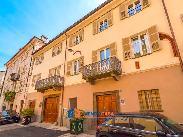 Appartamento trilocale in vendita in Via Conte di Carmagnola, Centro, Carmagnola