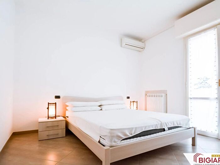 Appartamento trilocale in vendita in Via Lucio Lando, Rimini
