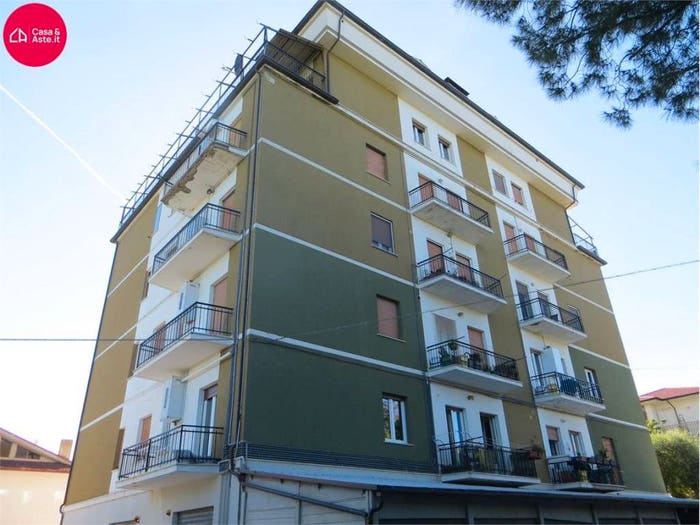 Appartamento con 6 locali in vendita in VIA MICHELANGELO, Centro, Montegiorgio