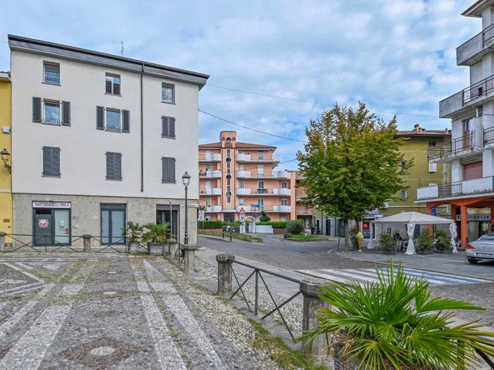Appartamento bilocale in vendita in Vicolo Campanile, Centro, Terno d'Isola