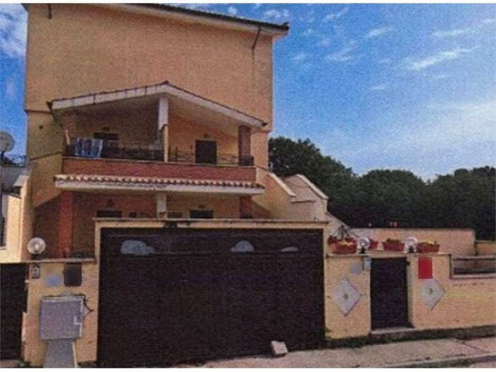 Casa quadrilocale in vendita in Via Lago di Moro, Cioccati Zucchetti, Nettuno