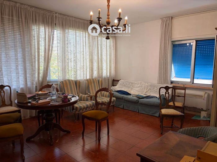 Appartamento trilocale in vendita in Calzabigi, Livorno