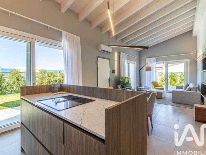 Appartamento quadrilocale in vendita in Via Monte Baldo, Entroterra, Desenzano del Garda