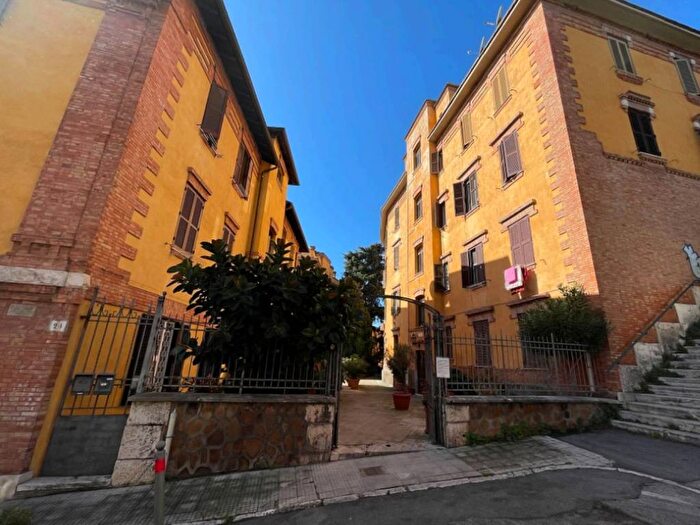 Appartamento trilocale in vendita in Via Andrea Palladio, San Saba Caracalla, Roma