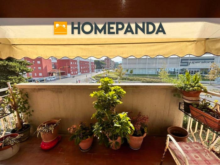 Appartamento trilocale in vendita in Viale Francesco Petrarca, Calzabigi, Livorno