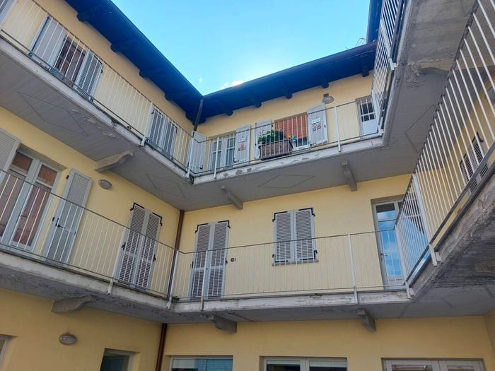 Appartamento trilocale in vendita in Piazza Novembre, Centro, Front