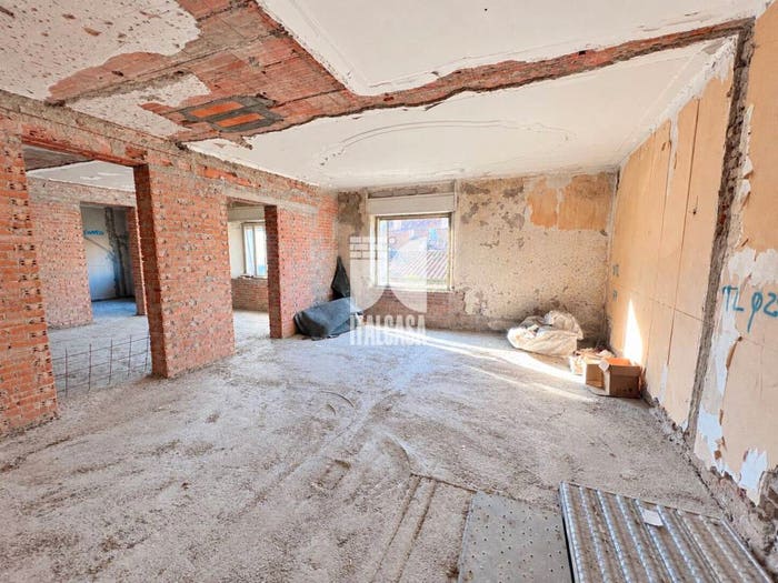 Appartamento trilocale in vendita in Vicolo Pozzo, Centro, Mantova