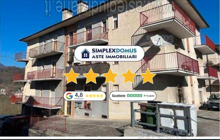 Appartamento quadrilocale in vendita in Via Roma, Centro, Sassoferrato
