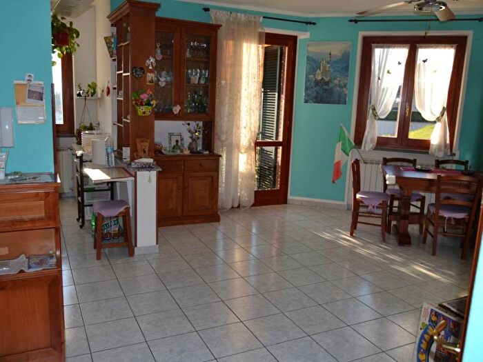 Appartamento con 5 locali in vendita in Promano, Città di Castello