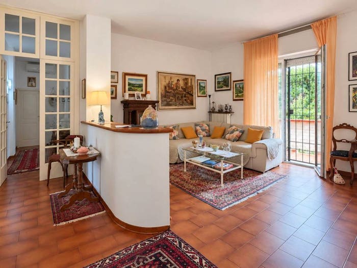 Appartamento con 5 locali in vendita in Via Galileo Galilei, Centro, Lastra a Signa