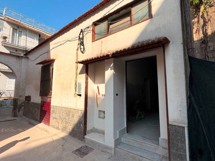 Appartamento trilocale in vendita in Via Fratelli Tufano, Saviano