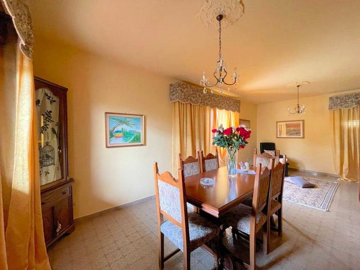 Casa con 6 locali in vendita in Via Fratelli Rosselli, Altopascio Centro, Altopascio