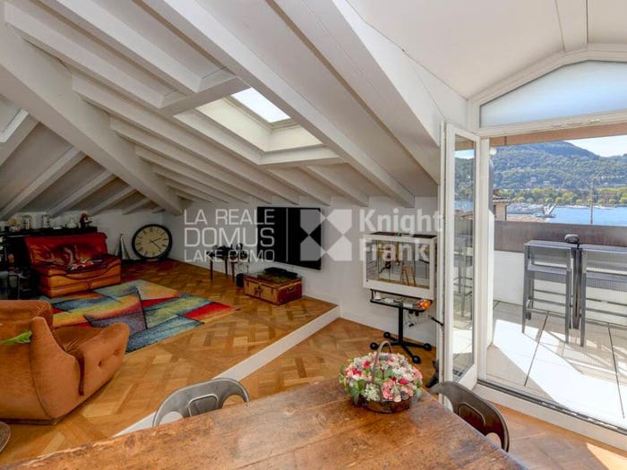 Appartamento trilocale in vendita in Via Antonio Stoppani, Sant'Agostino, Como