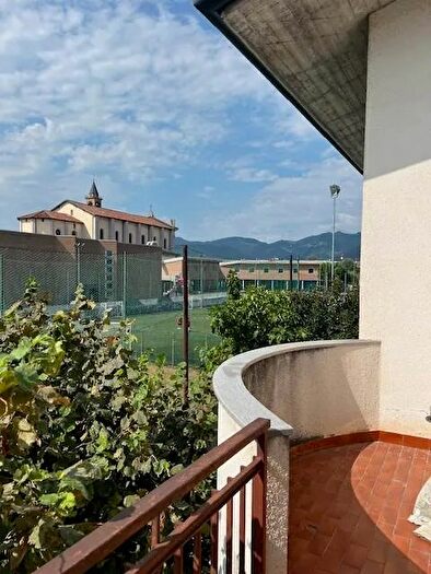 Appartamento quadrilocale in vendita in Via Mayer, Pedrengo
