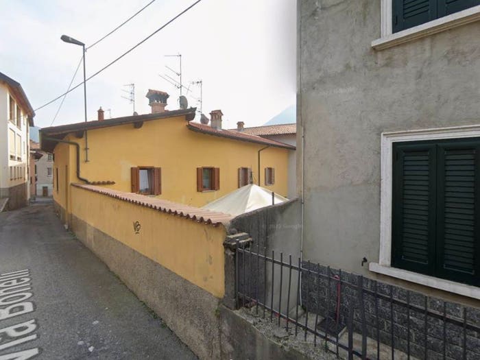 Casa quadrilocale in vendita in Via Bonelli, Centro, Albino