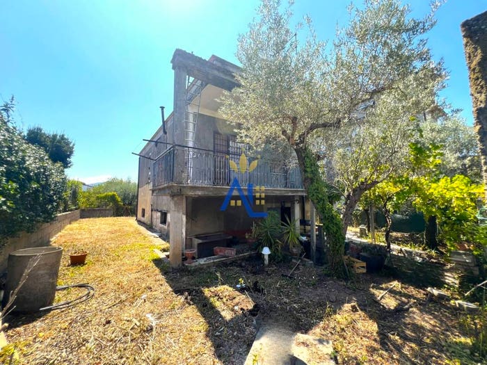 Casa con 5 locali in vendita in Via Castelvetrano, Borghesiana, Roma