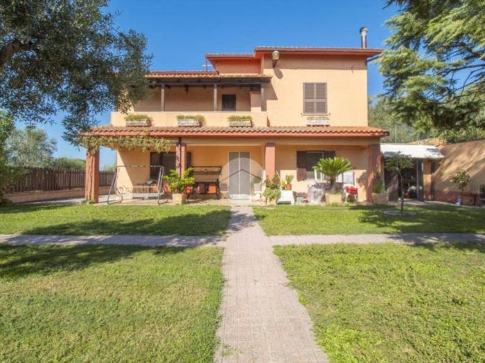 Casa con 6 locali in vendita in Strada provinciale d, Palombara Sabina