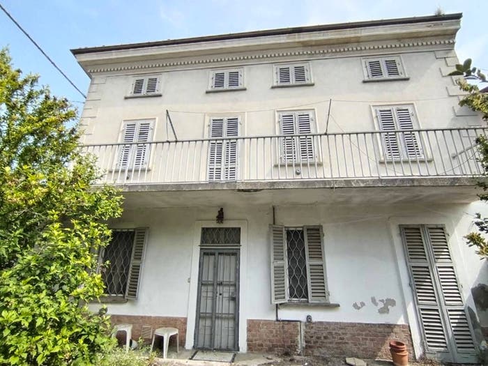 Casa con 6 locali in vendita in Via Corrente, Quargnento