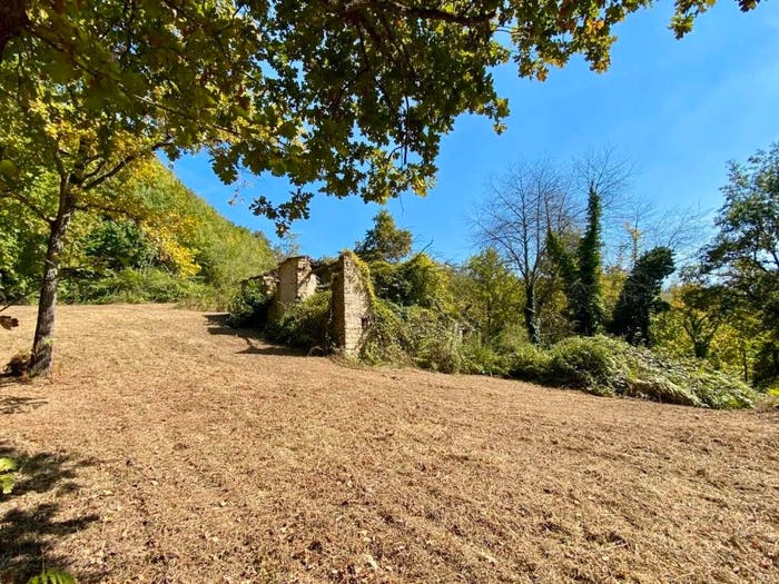 Casa con 5 locali in vendita in Località Arcibarbaro No Number, Mombarcaro