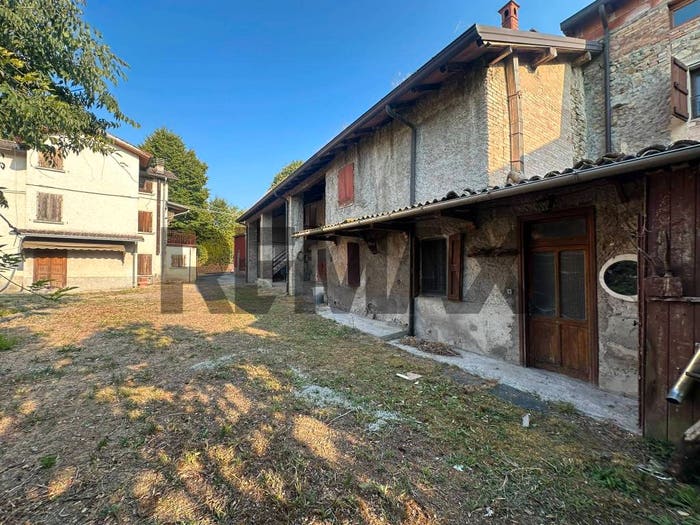 Casa con 6 locali in vendita in MARCONI, Centro, Quattro Castella