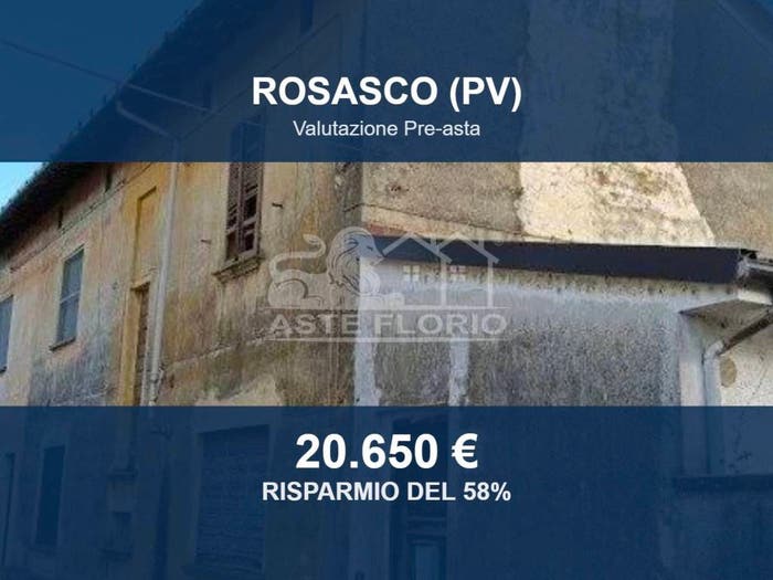 Casa quadrilocale in vendita in Via Montelegna, Centro, Rosasco