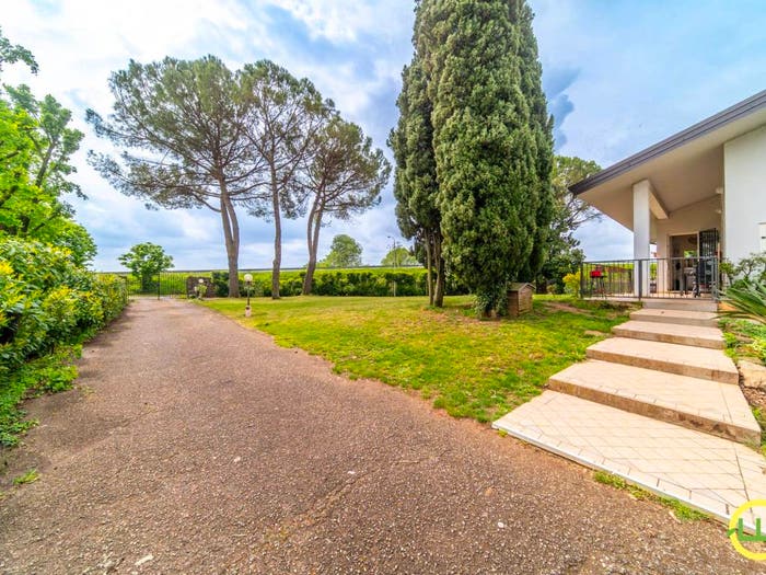Casa con 5 locali in vendita in Centro, Santa Maria la Longa