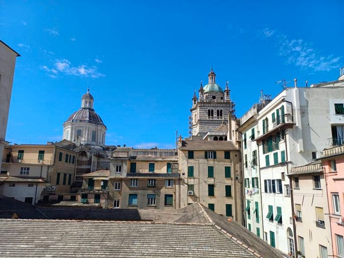 Appartamento trilocale in vendita in Vico degli Indoratori, Caricamento, Genova